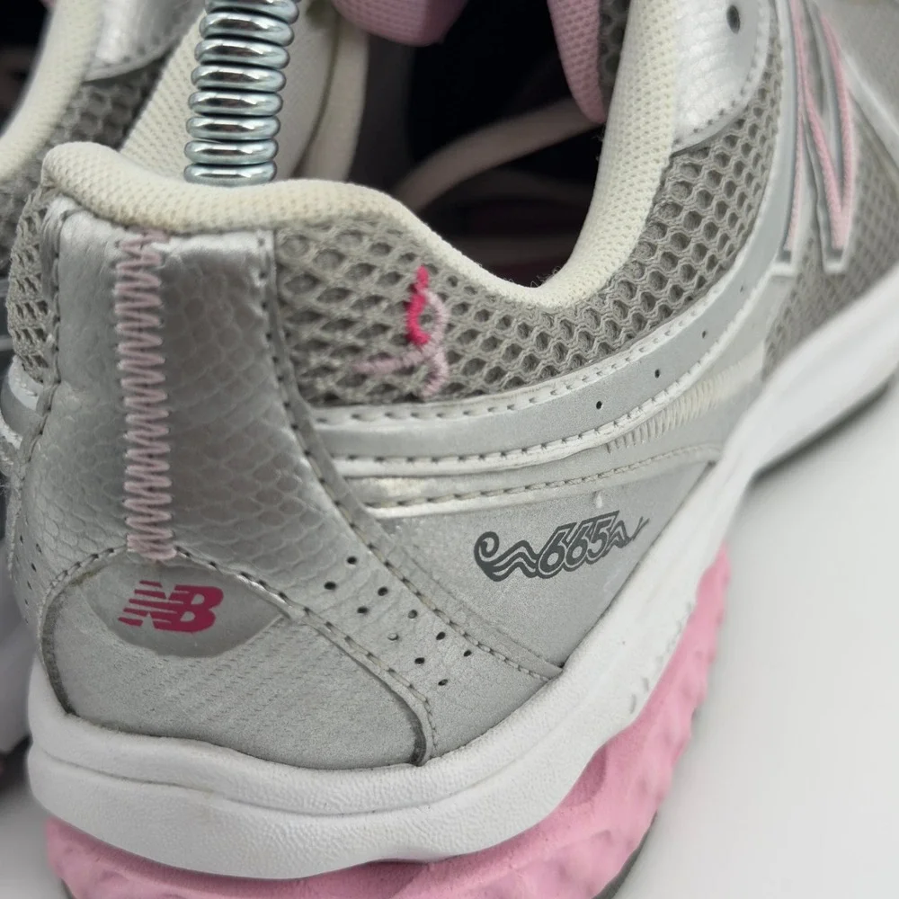 New Balance 665 Susan G Komen Walking Shoes Silver Pink Womens 8